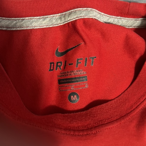 Nike Dri-Fit short sleeve t-shirt - Picture 4 of 4
